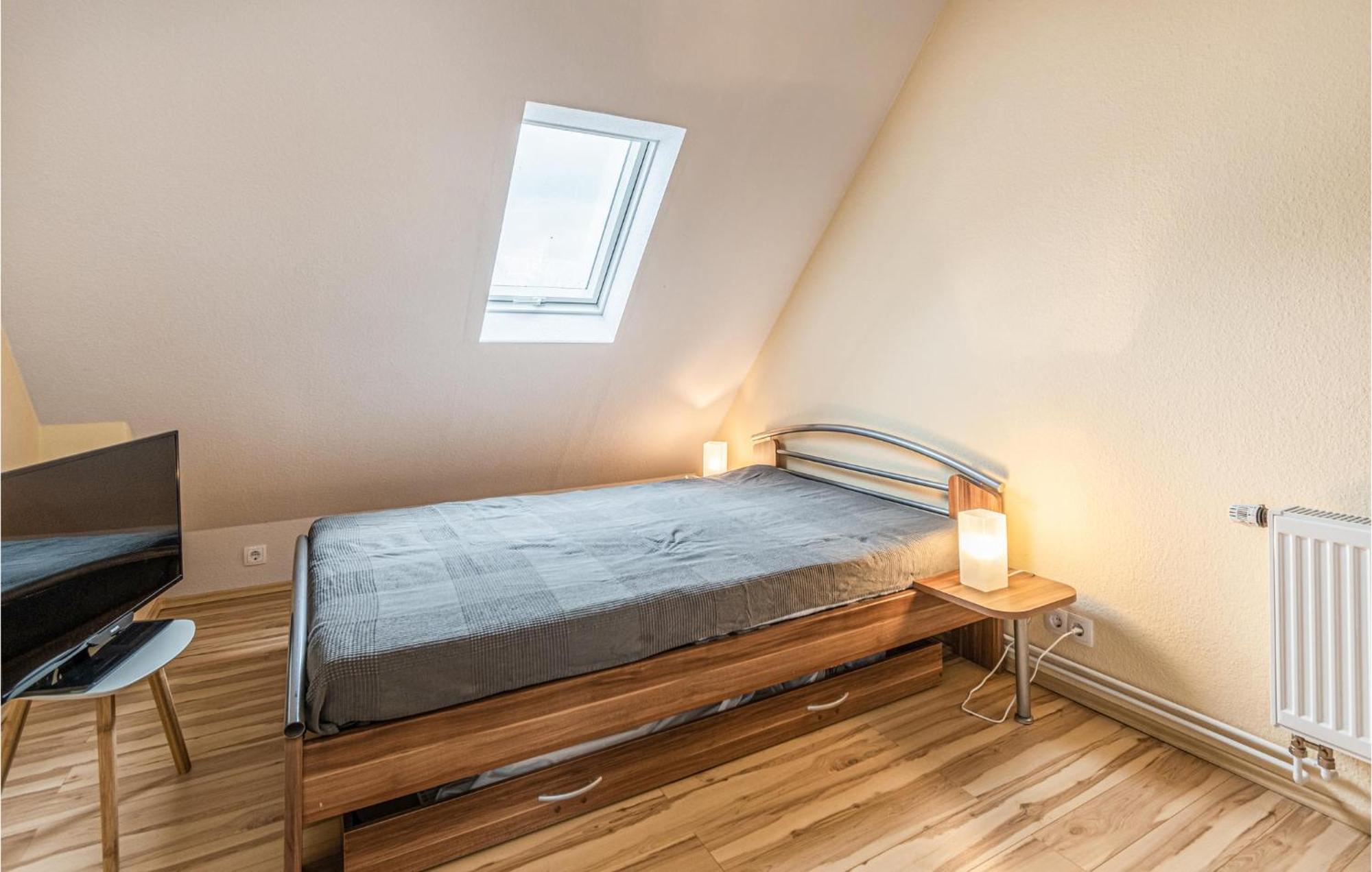 2 Bedroom Gorgeous Home In Hennstedt Hennstedt  Esterno foto